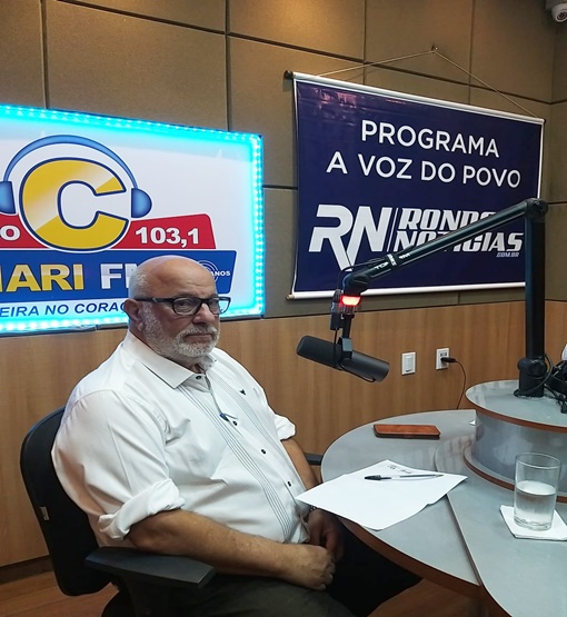 Médico Amado Rahal fala sobre saúde pública aos ouvintes do programa "A Voz do Povo"