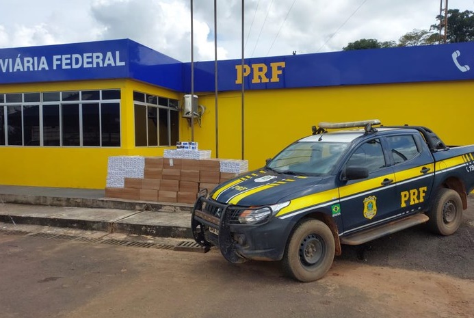 PRF realiza apreensão de 300 mil unidades de cigarros contrabandeados