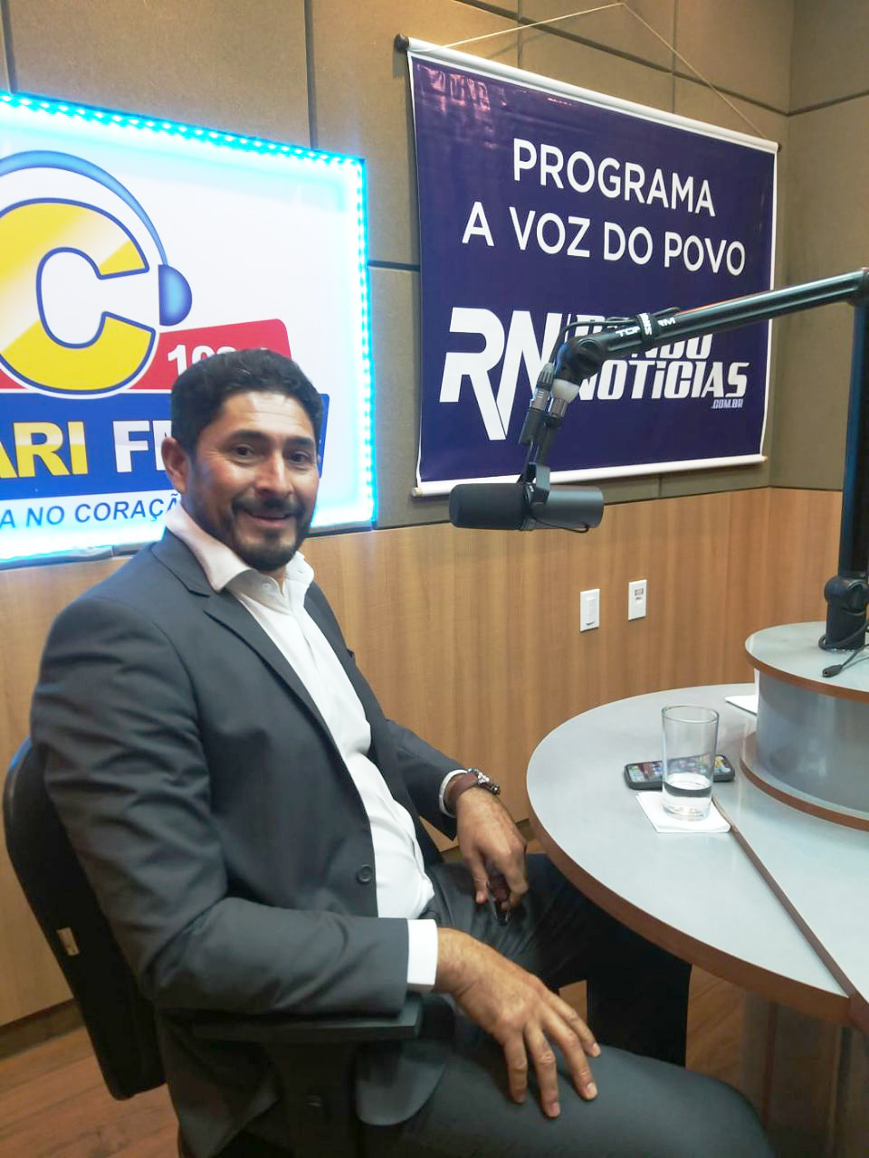 Presidente da Câmara concede entrevista ao programa A Voz do Povo e presta contas do mandato