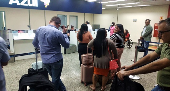 Empresas aéreas amanhecem com voos cancelados no Aeroporto Jorge Teixeira 