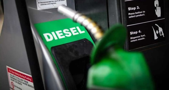 Com preço em queda desde janeiro, diesel fica mais barato do que a gasolina
