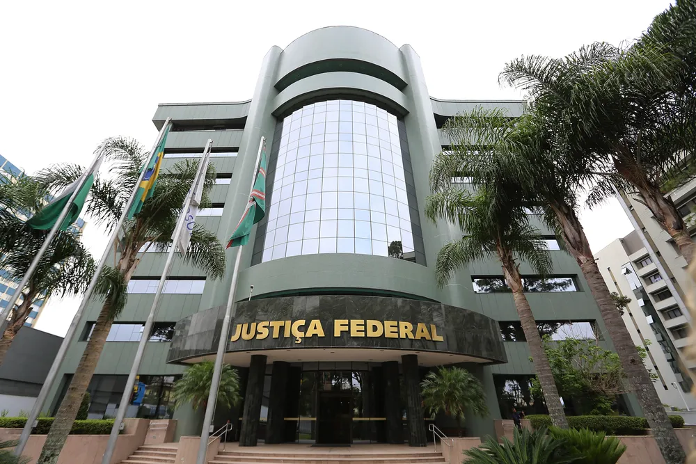 Corregedor determina auditoria na vara da Lava Jato e investigação em no TRF-4
