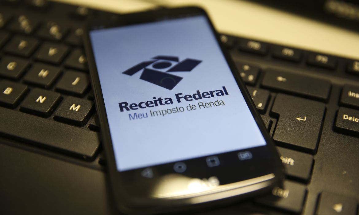 Receita paga nesta quarta primeiro lote de restituição do IR 2023
