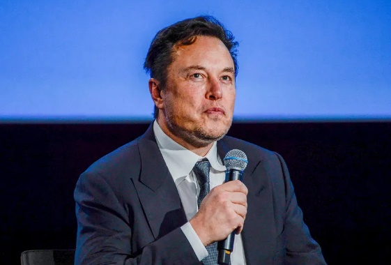 Elon Musk volta a ser a pessoa mais rica do mundo, segundo a Forbes
