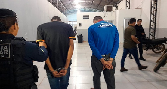 Polícia prende bandidos que assaltaram vigilante e tomaram motocicleta