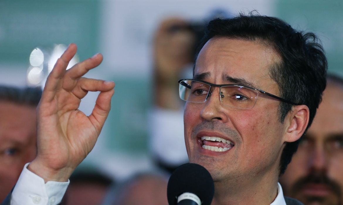 Supremo tem quatro votos para dar vaga de Deltan a suplente do Podemos
