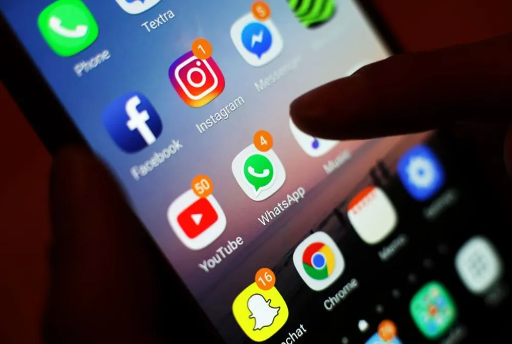 Usuários relatam dificuldade para utilizar o WhatsApp, Instagram e Facebook
