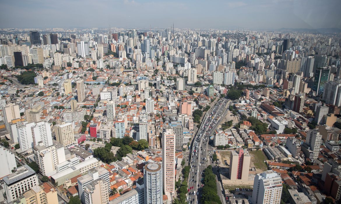 População do Brasil passa de 203 milhões, mostra Censo Demográfico 2022

