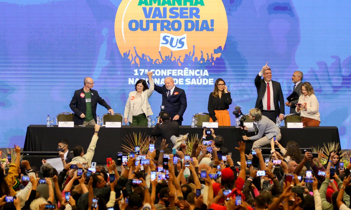 Governo Federal vai pagar piso da enfermagem retroativo a maio
