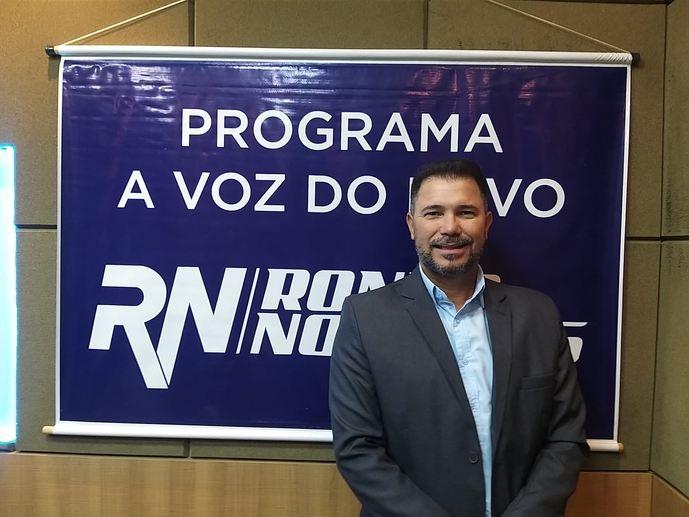 Secretário da Seosp Elias Rezende faz levantamento de ações no A Voz do Povo