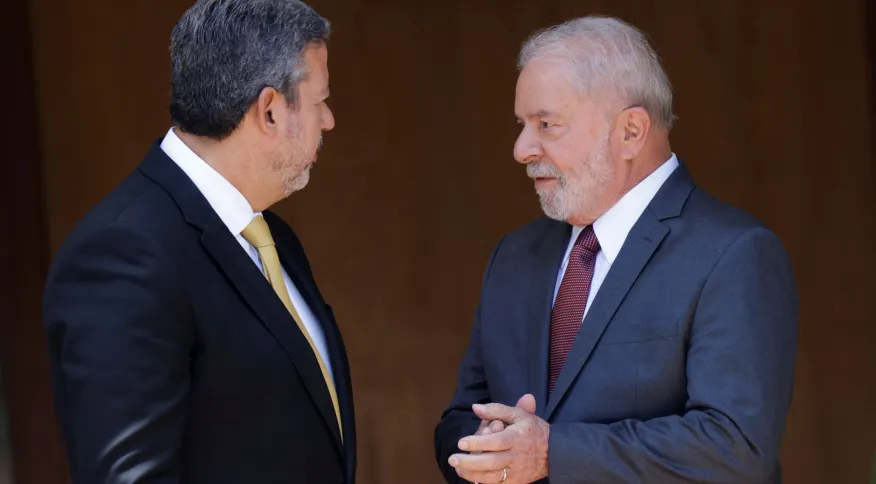Lula recebe Lira e líderes da Câmara após reforma tributária e mudanças no Carf
