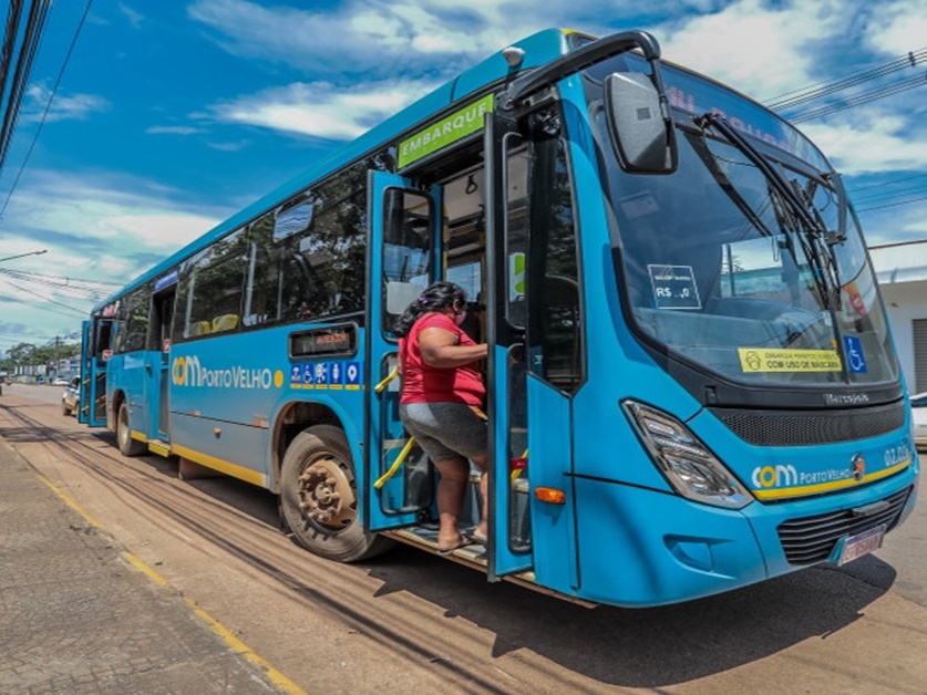 Projeto de Lei autoriza que ônibus possam parar em qualquer ponto depois das 22h
