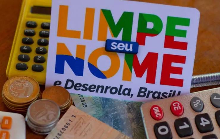 Governo antecipa início do "Desenrola Brasil" que vai limpar o nome sujo de que tem dívidas 