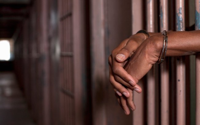 População negra encarcerada atinge maior patamar da história do Brasil com quase 70%