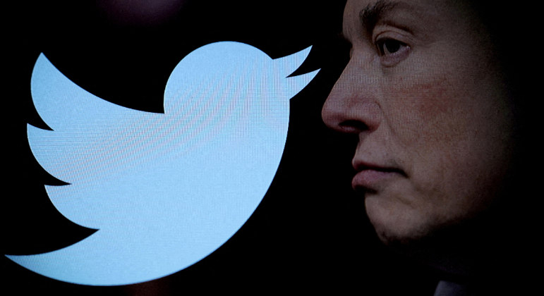 Elon Musk muda logotipo do Twitter e tira o passarinho azul do ar
