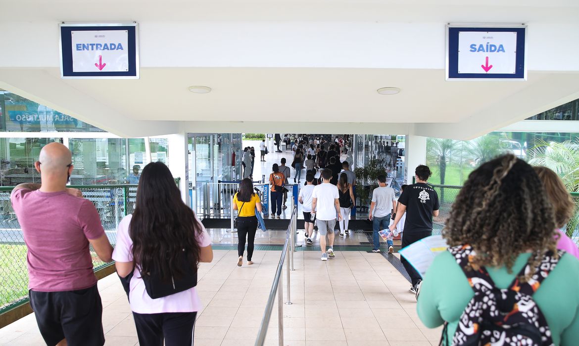 MEC inicia segunda chamada para comprovação de documentos do Prouni