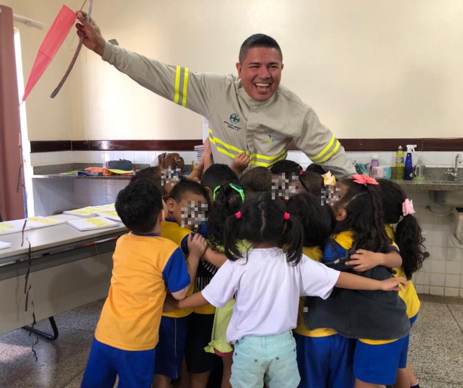Energisa leva orientações de segurança com a rede elétrica para escola da zona leste
