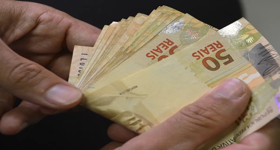 Homem  tem R$ 5 mil reais roubados após negociar moto em aplicativo