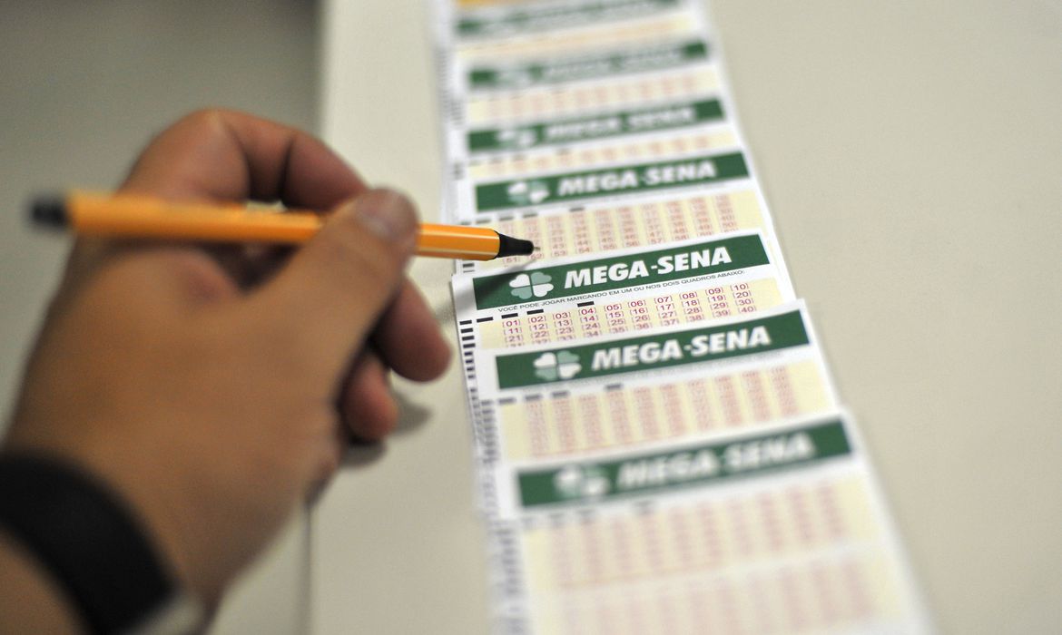 Mega-Sena sorteia nesta terça-feira prêmio acumulado em R$ 37 milhões

