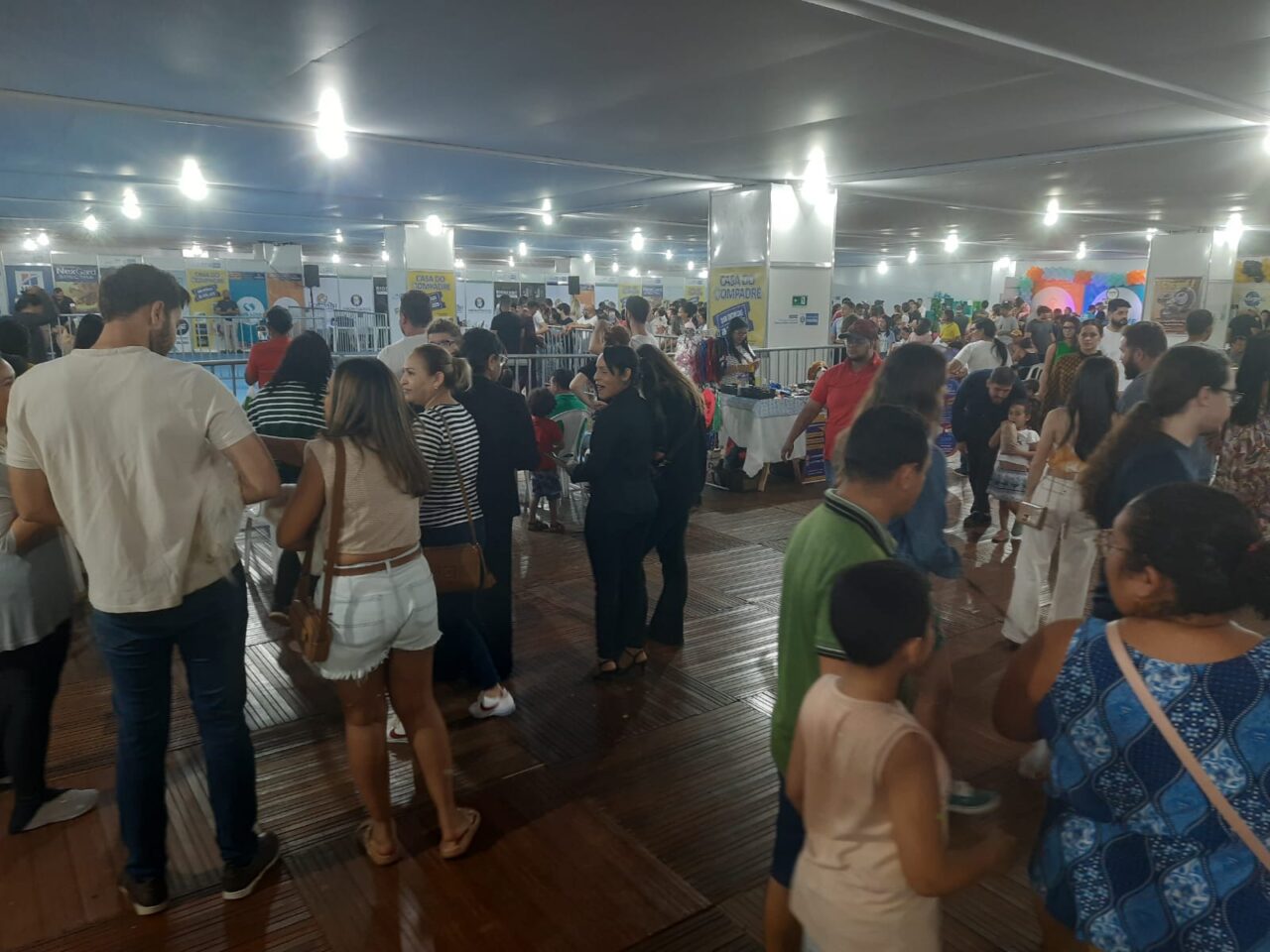 Feira PET reúne expositores e movimenta o mercado do setor em Porto Velho
