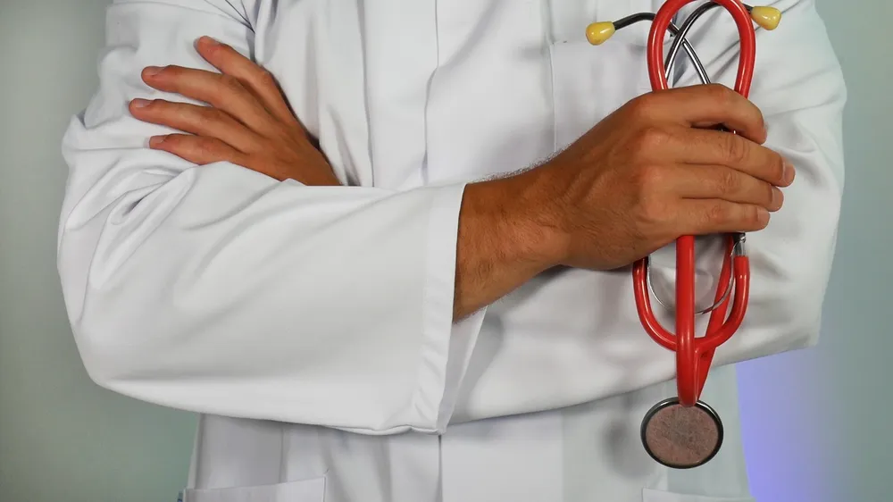 Conselho Federal de Medicina anuncia regras para médicos nas redes sociais
