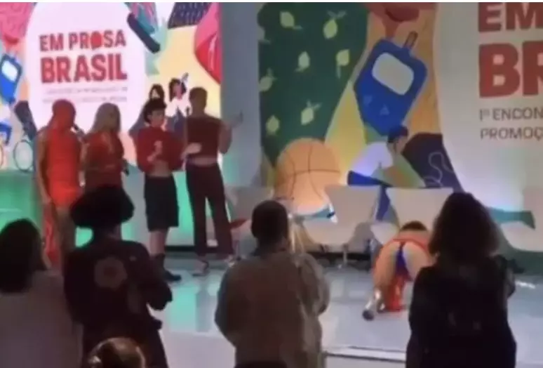 Ministério da Saúde pagou R$ 2 mil por apresentação erótica que gerou polêmica; veja o vídeo
