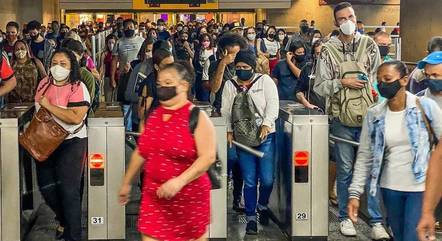 Brasil tem 6 milhões de mulheres a mais do que homens, de acordo Censo
