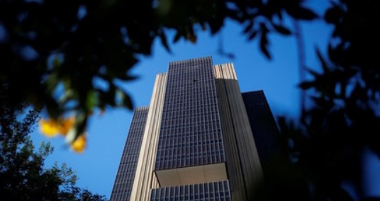 
BC começa reunião que vai derrubar a taxa de juros ao menor nível em um ano e meio