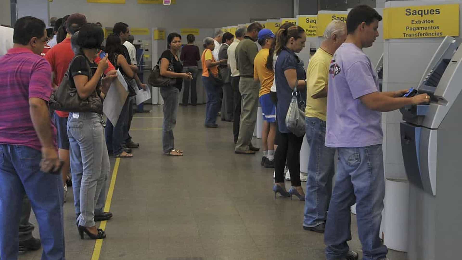 Bancos fecham nessa quarta-feira e reabrem na quinta
