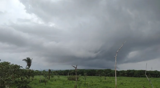 Alerta de chuvas intensas é emitido para Porto Velho; veja a previsão do tempo

