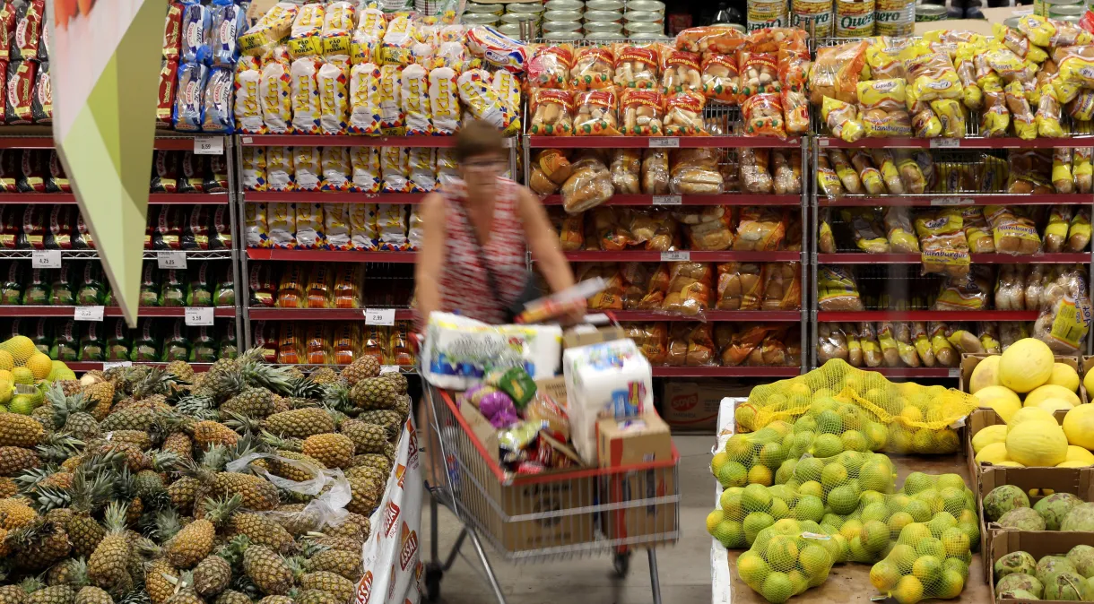 Alta no consumo das famílias puxa surpresa no PIB do 3º trimestre, avaliam economistas 
