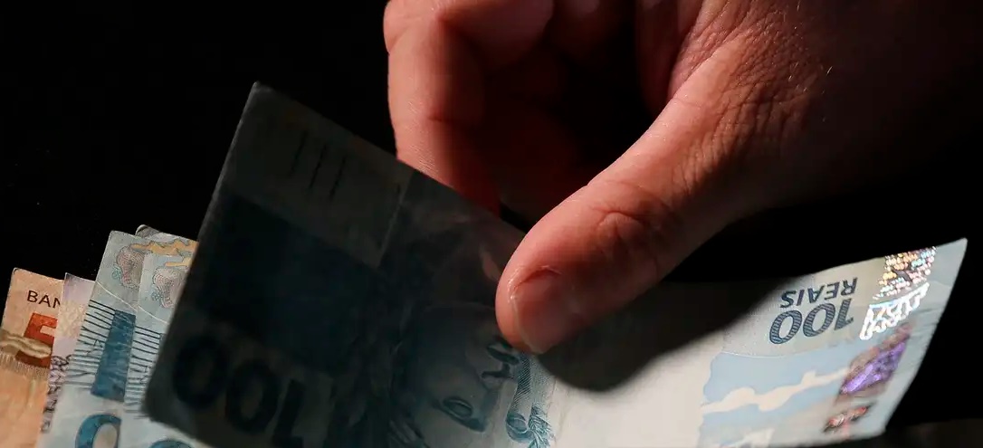 Segunda parcela do décimo terceiro salário deve injetar R$ 106 bi na economia 

