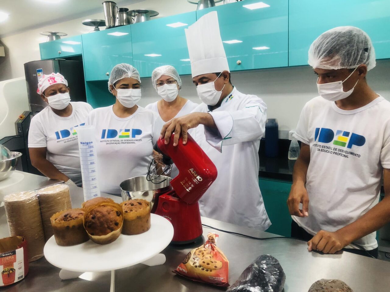 Curso de panetone garante renda extra no período natalino
