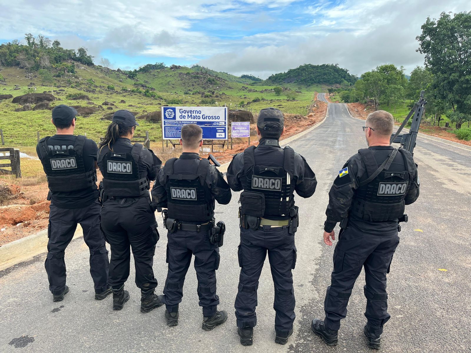 Operação ÁPIS da DRACO2 cumpre mandado e afasta servidor da IDARON