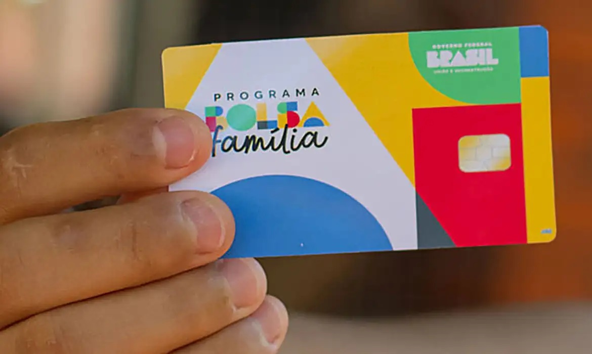Caixa paga novo Bolsa Família a beneficiários com NIS de final 5
