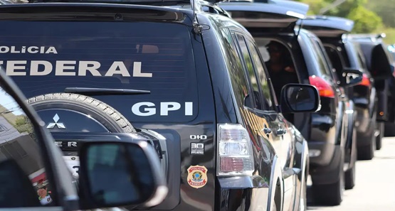 PF apura participação de deputada em milícia; ela foi afastada do cargo