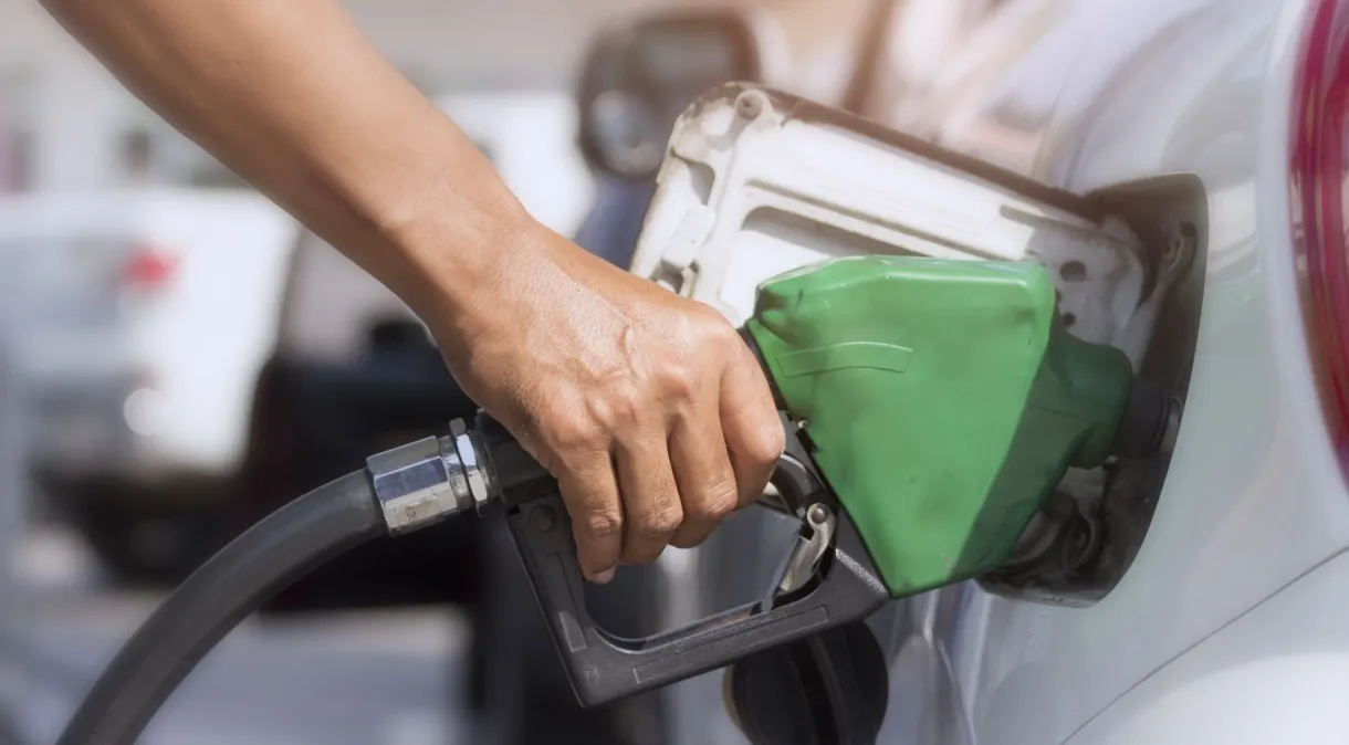 Petrobras reduzirá em R$ 0,30 o preço do diesel vendido a distribuidoras no Brasil
