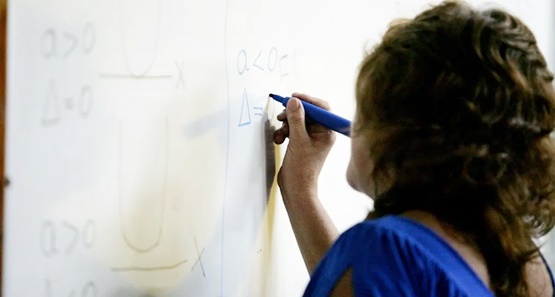 Prefeitura abre vagas para professores e psicólogo no município de Ariquemes