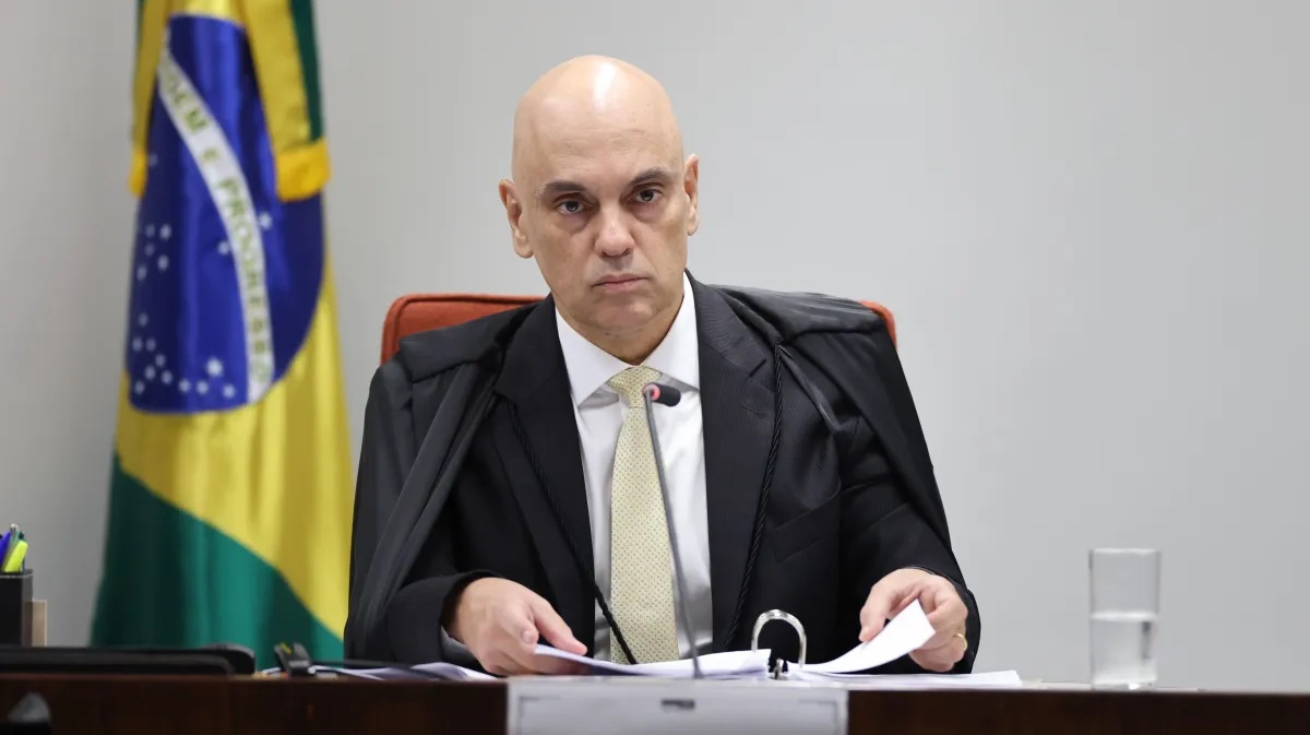 Alexandre de Moraes "passa por cima" do Congresso Nacional e manda aumentar o IOF
