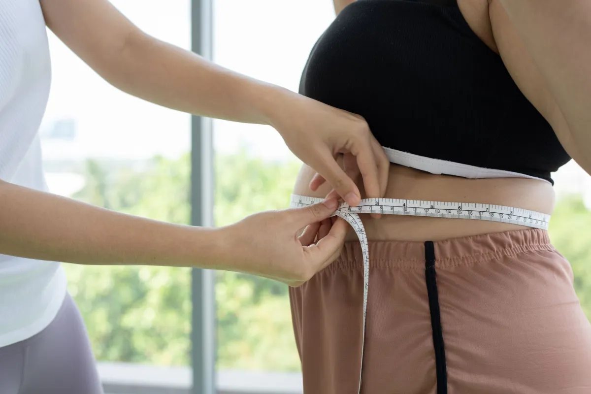 Obesidade abdominal e perda muscular aumentam em 83% risco de morte
