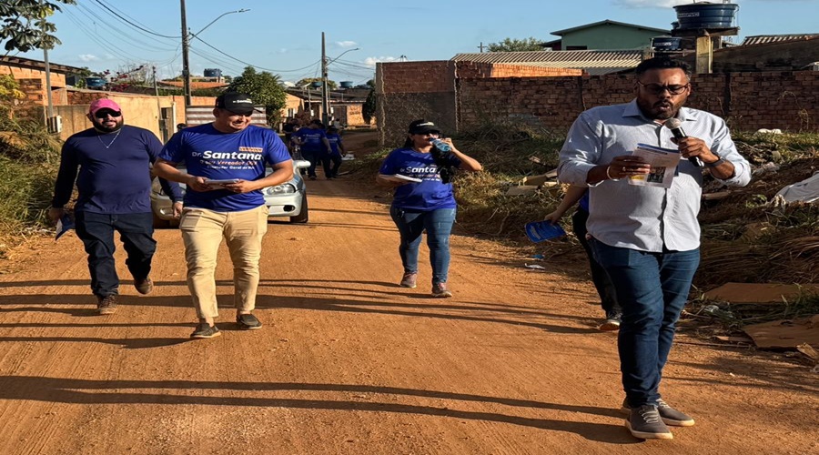 Dr. Santana comemora início das obras do programa “Tchau Poeira” no Bairro Castanheiras