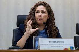 CNU 2025 tem 300 vagas para o INSS com salários de até R$ 9,3 mil
