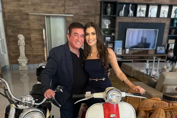 Esposa de Amado Batista diz que continua trabalhando após o casamento com cantor

