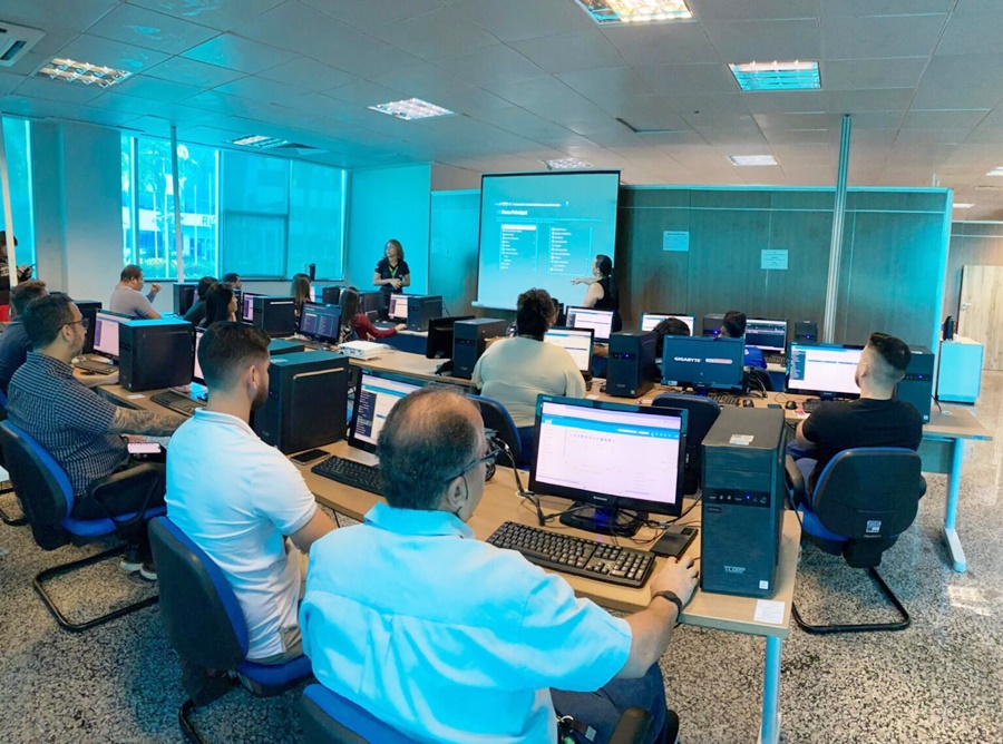 Governo de RO capacita servidores da Prefeitura de Porto Velho para uso do Sistema Eletrônico de Informações