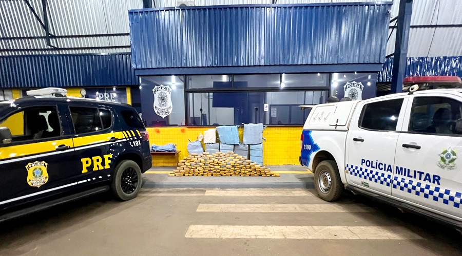 Em Vilhena, PRF apreende quase meia tonelada de drogas durante fiscalização de trânsito
