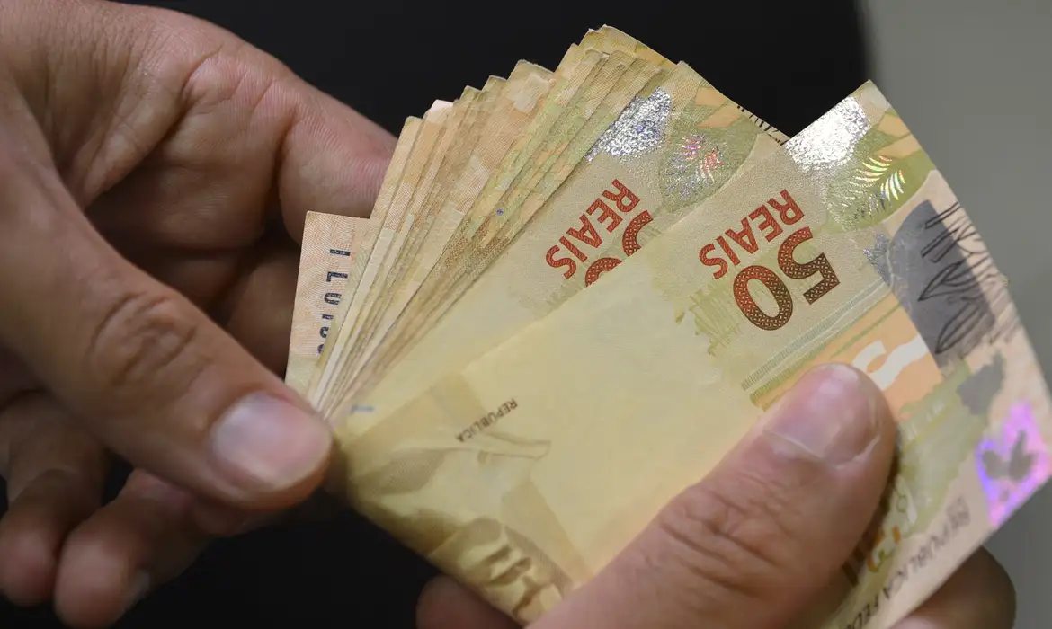 Caixa paga nesta terça Bolsa Família a beneficiários com NIS de final 3
