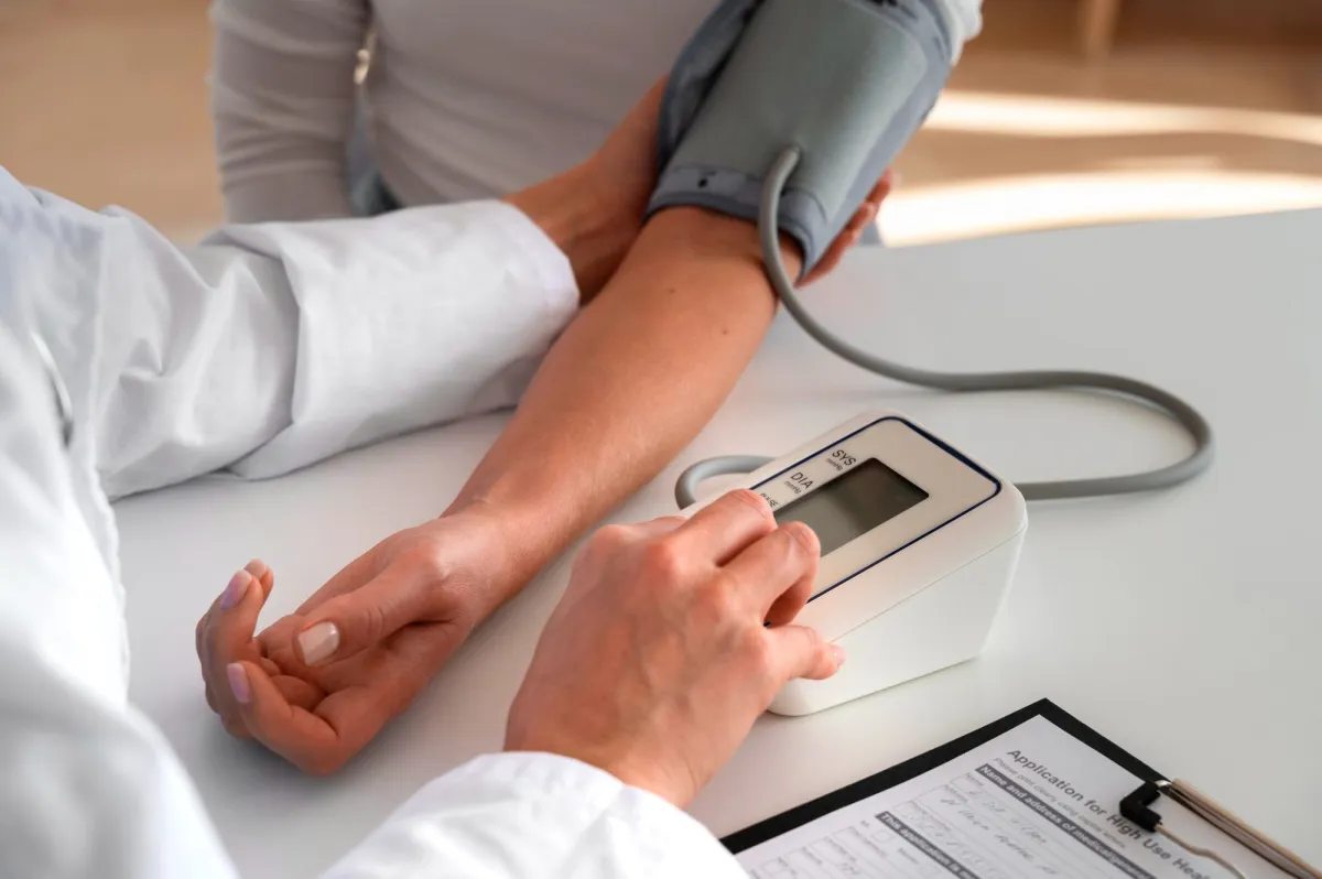 Menos de 13% dos brasileiros conseguem controlar hipertensão e diabetes
