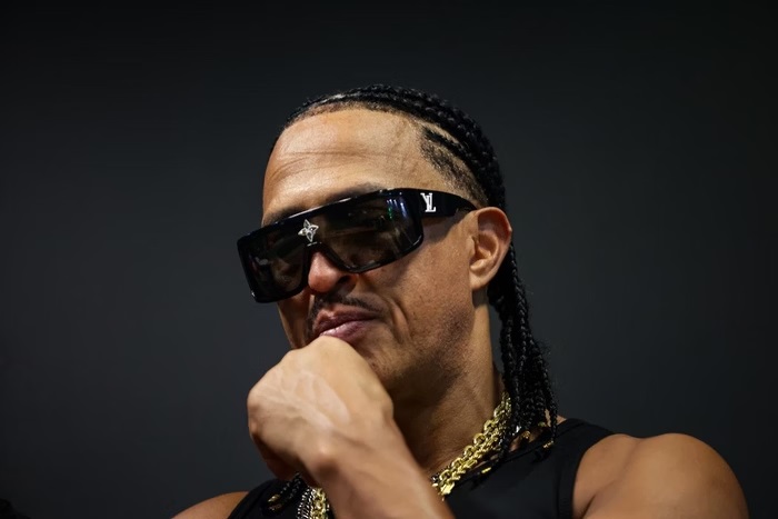 Após suposta traição, cantor Mano Brown revela fim do casamento com Eliane Dias
