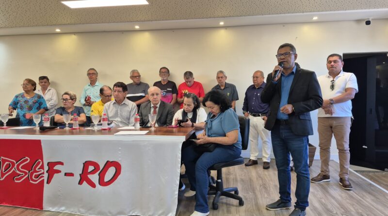 Sindsef inicia reunião do Sistema Diretivo com análise de conjuntura política sindical

