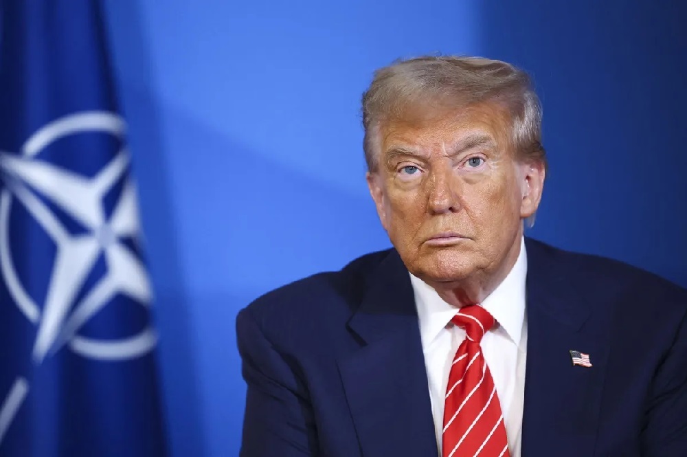 Donald Trump alerta que pode elevar tarifas caso o Brasil adote medidas de retaliação
